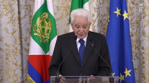Mattarella: «I suicidi in carcere sono un'emergenza sociale»