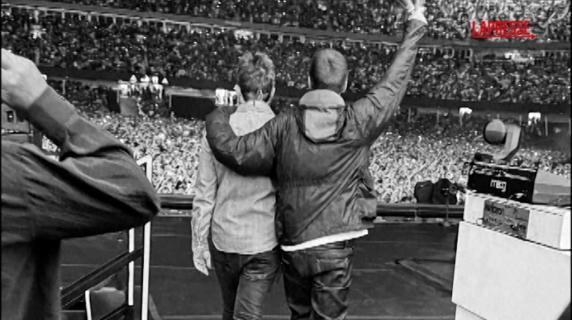 Il ritorno degli Oasis, l'ingresso di Noel e Liam Gallagher sul palco di Cardiff: il video