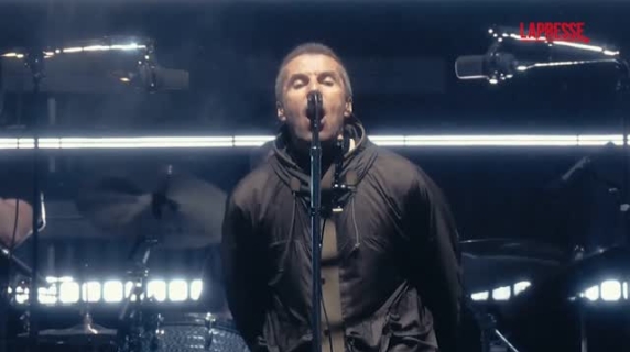 Liam Gallagher e Noel cantano insieme «Acquiesce», nel testo la frase «abbiamo bisogno l’uno dell’altro»