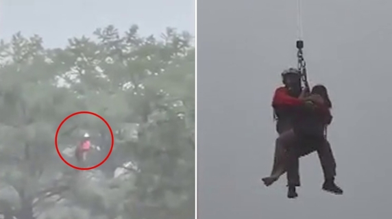 Texas, una donna si salva dall'alluvione arrampicandosi sopra un albero
