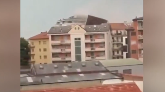 Tetti che volano e fiumi nelle strade nel Novarese