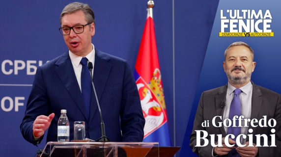 Serbi in piazza con Vucic e i putiniani accusano la Ue