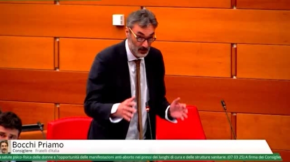 Pillola abortiva, bufera sul consigliere FdI: «La Ru486 a casa? Butti il feto e tiri lo sciacquone»