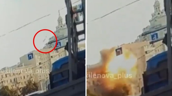 Il momento in cui il drone ucraino colpisce un palazzo a Voronezh in Russia: il volo in picchiata e l'esplosione