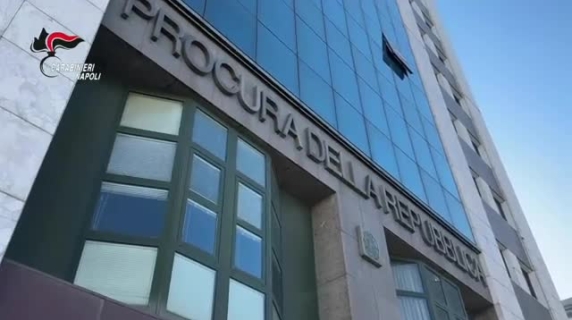 Truffe agli anziani, sgominata banda a Napoli