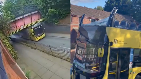 Inghilterra, autobus urta un acquedotto e perde il tetto: tre feriti gravi, arrestato l’autista