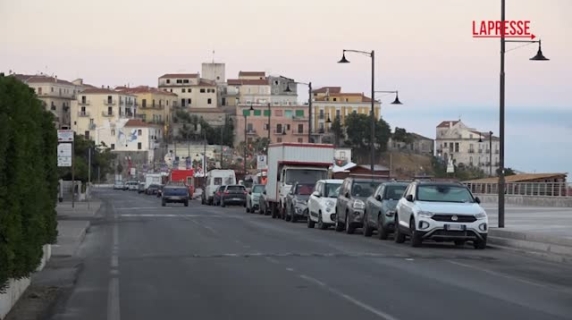 Calabria, allarme botulino: un morto e sette ricoverati, le immagini del food truck sequestrato