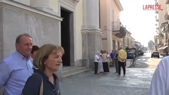 I genitori di Chiara Poggi alla messa in ricordo della figlia a Garlasco