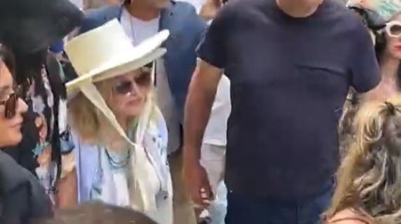L'arrivo di Madonna a Siena per il Palio