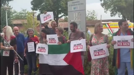 A Firenze il digiuno dei sanitari per Gaza: «Anche l’ordine dei medici partecipa a questa iniziativa»