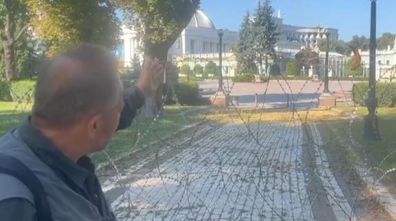 A Kiev, dove i russi hanno colpito per la prima volta un ufficio governativo: «Centrati i piani alti dove si incontrano i ministri»