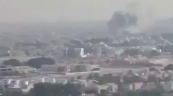 Le immagini della colonna di fumo dopo l'esplosione a Doha, in Qatar