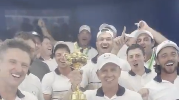Ryder Cup, lo sfottò della squadra europea vincitrice del torneo è virale: «Stai guardando Donald Trump?»