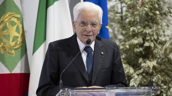 Mattarella all'inaugurazione dello Space Smart Factory di Alenia Space Italia in diretta video