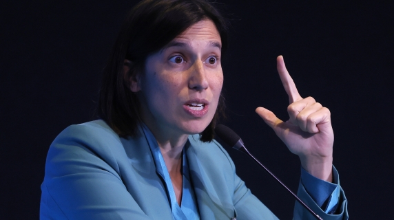 Elly Schlein interviene alla chiusura della campagna elettorale per la Toscana a fianco del presidente Giani. La diretta video