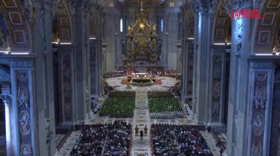 Papa Leone XIV: «La Chiesa deve essere unita e inclusiva. Nessuno è escluso, siamo tutti chiamati a partecipare»