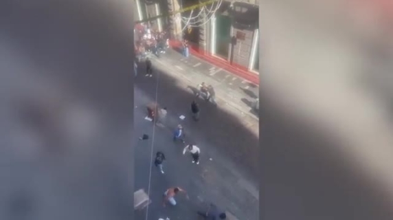 La denuncia di Borrelli: maxi rissa tra ambulanti in via Toledo