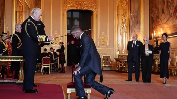 «Sir David»: Beckham nominato cavaliere da Re Carlo