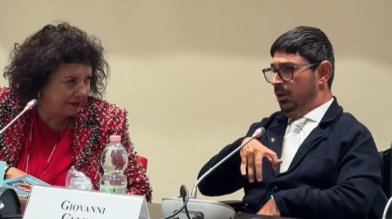 «Frammenti di cuore», il libro di poesie di Giovanni Gulino su disabilità e impegno