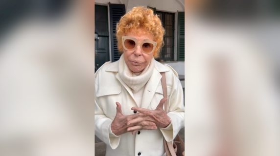 Quando Ornella Vanoni parlò di violenza contro le donne: «Seguiamo l'esempio della Spagna con il braccialetto elettronico»