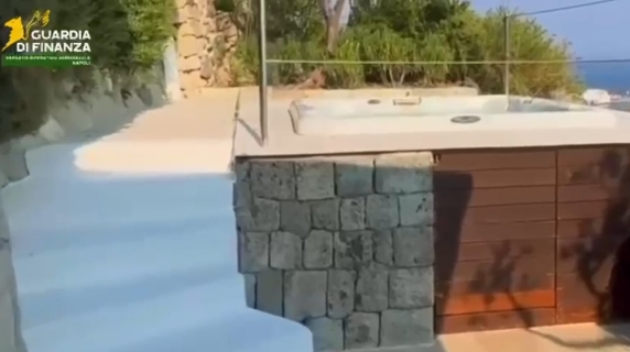 Ischia, ecco il resort di lusso sequestrato per abusi edilizi