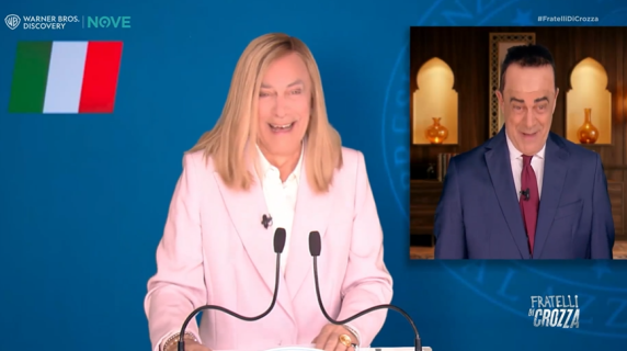 Crozza-Meloni come Sanremo, annuncia i 