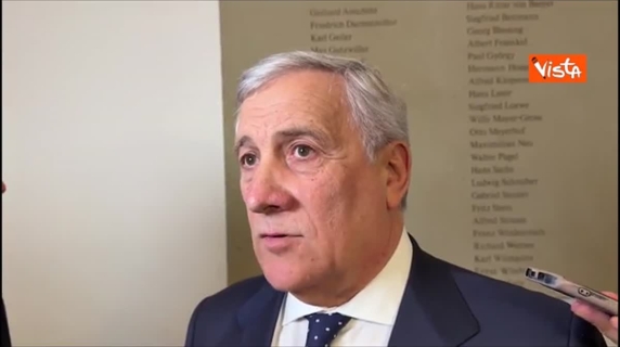 Tajani: «Se dal 2035 in Europa saranno vendute solo auto elettriche, l'Italia perderà 70mila posti di lavoro»