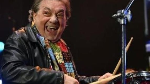 Tullio De Piscopo da «Stop Bajon» a James Brown