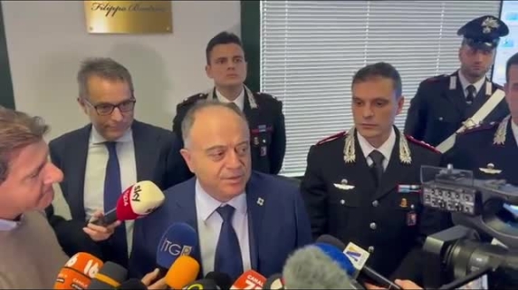 Truffe agli anziani, Gratteri: «Persone fragili colpite negli affetti»