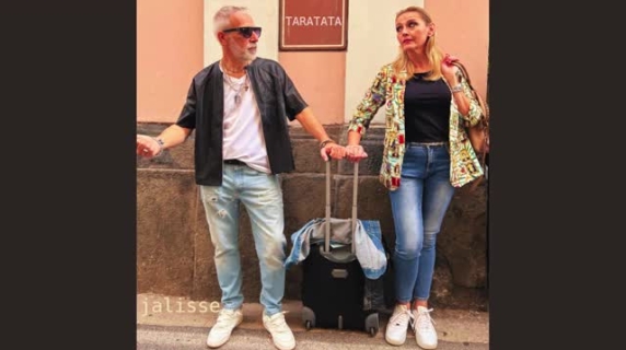 Jalisse, l'audio del nuovo brano del duo escluso (ancora) da Sanremo: «Taratata»
