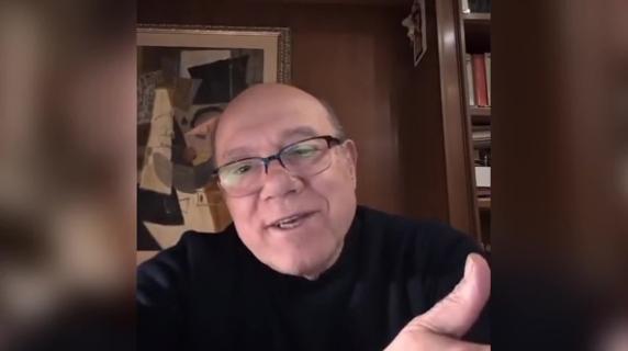 Video di Carlo Verdone, prima gli auguri di buon anno e poi l'avvertimento: «Gira una mail a mio nome, occhio che è una truffa»