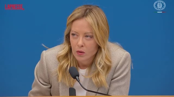 Le premier Meloni sull'Ucraina: «Il riferimento al veto putiniano di Salvini, è una lettura di parte. Non ci sarà invio di truppe italiane»