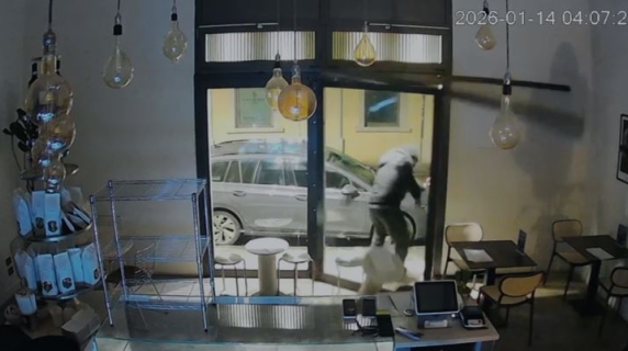 Firenze, spaccata alla Wild Buns Bakery di borgo Pinti: è la seconda volta in quattro giorni