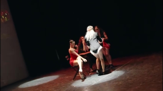 «Aria», al teatro Ghione la danza racconta l'amore e la perdita, la rottura e la ricomposizione