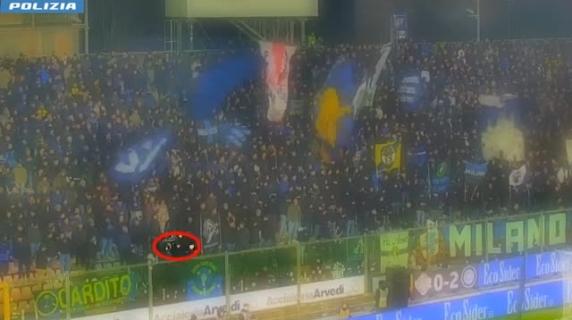 Tifoso dell'Inter arrestato per il petardo contro Audero, nel video della polizia il momento del lancio