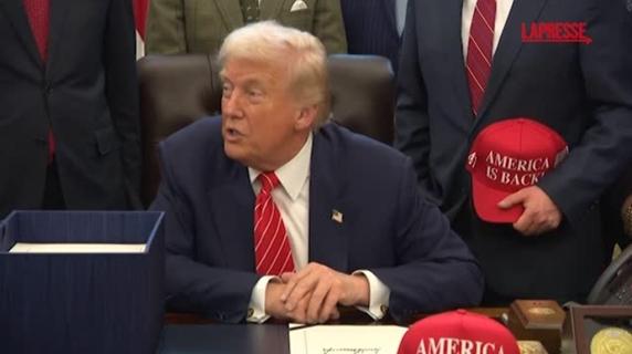 Trump contro la reporter Cnn: «Ti conosco da 10 anni e non ti ho mai visto sorridere. Sei la peggior giornalista»