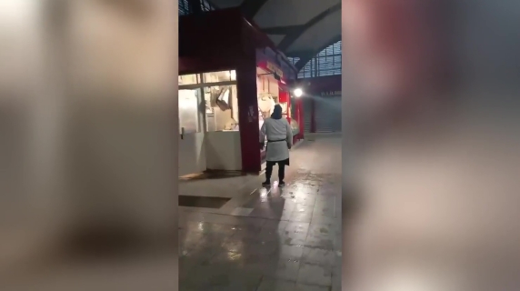 Maltempo a Roma, allagamenti dal mercato del Trullo alla sala del Municipio XI