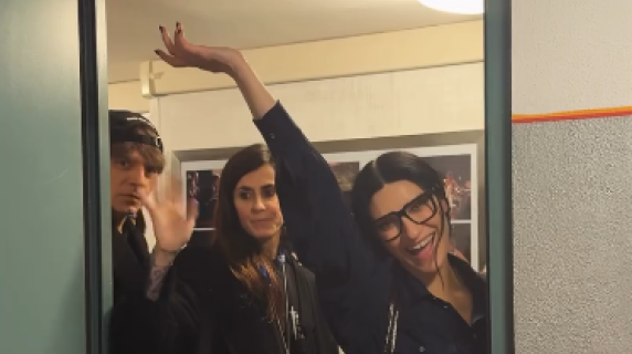 L'urlo di Laura Pausini al termine del Festival di Sanremo 2026: «Grazie, è stato bellissimoooo»