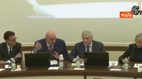 Crosetto sul viaggio a Dubai: «Ero lì in ferie con i miei figli»