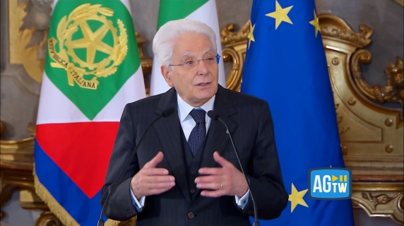 Mattarella: «La guerra è tornata a spargere sangue, anche vicino a noi»
