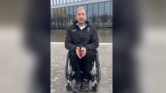 Nel Para Ice Hockey esiste il fuorigioco? Otto curiosità sullo sport più elettrizzante delle Paralimpiadi invernali