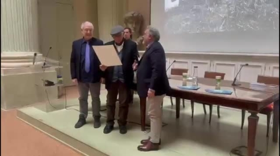 Il video del conferimento del diploma honoris causa in fotografia a Nino Migliori dell'Accademia di Belle Arti a Bologna