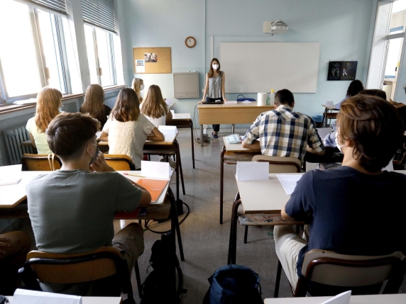 Alunna fragile non ammessa al IV ricorre al Tar che impone il passaggio. Il «no» della scuola. Ma il tribunale: «Va promossa»