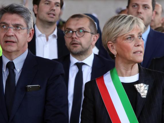 Elezioni 2028 a Brescia, l'ipotesi del rientro di Del Bono: il centrodestra cerca il candidato nel civismo