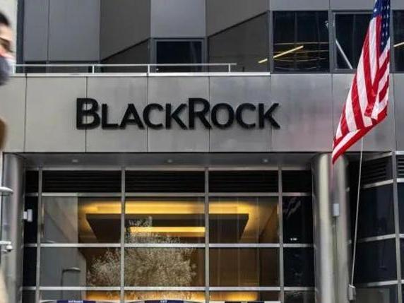 BlackRock e Microsoft lanciano un fondo di investimento da 30 miliardi per l’AI