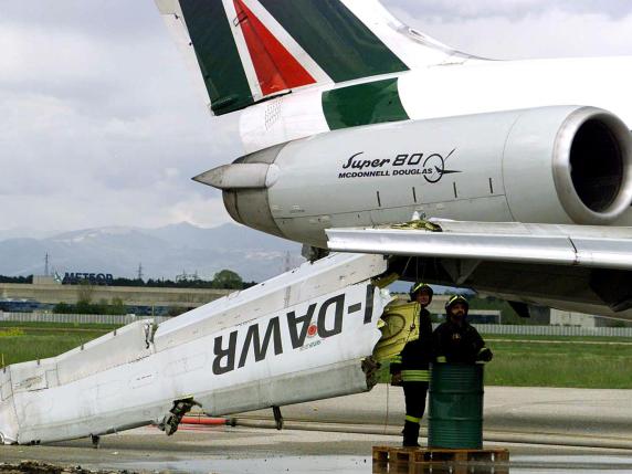 Alitalia, 20 anni dopo l’incidente l’MD-82 sarà portato via dall’aeroporto di Trieste