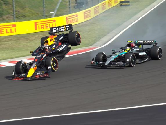 Gp Ungheria, vince Piastri su Norris: posizioni decise dal team. Scontro Hamilton-Verstappen, nessuna penalità a Max. Leclerc 4° | Diretta