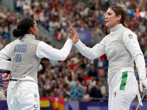 Arianna Errigo in lacrime dopo l'eliminazione: «Ho perso ma da quando porto la bandiera italiana sono una persona migliore» 