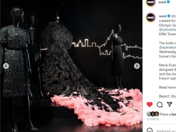 Gli abiti di Céline Dion, Lady Gaga e delle star della serata inaugurale dei Giochi in mostra da Dior a Parigi