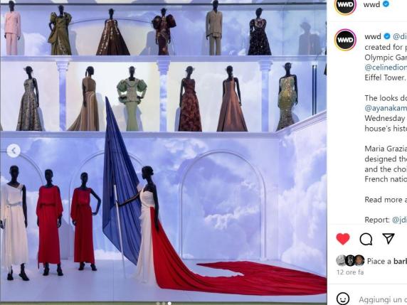Gli abiti di Céline Dion, Lady Gaga e delle star della serata inaugurale dei Giochi in mostra da Dior a Parigi